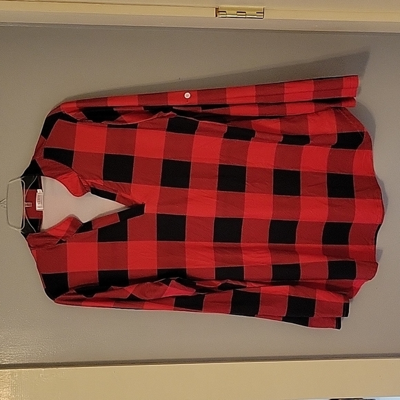 halife Tops - Black and Red Shirt